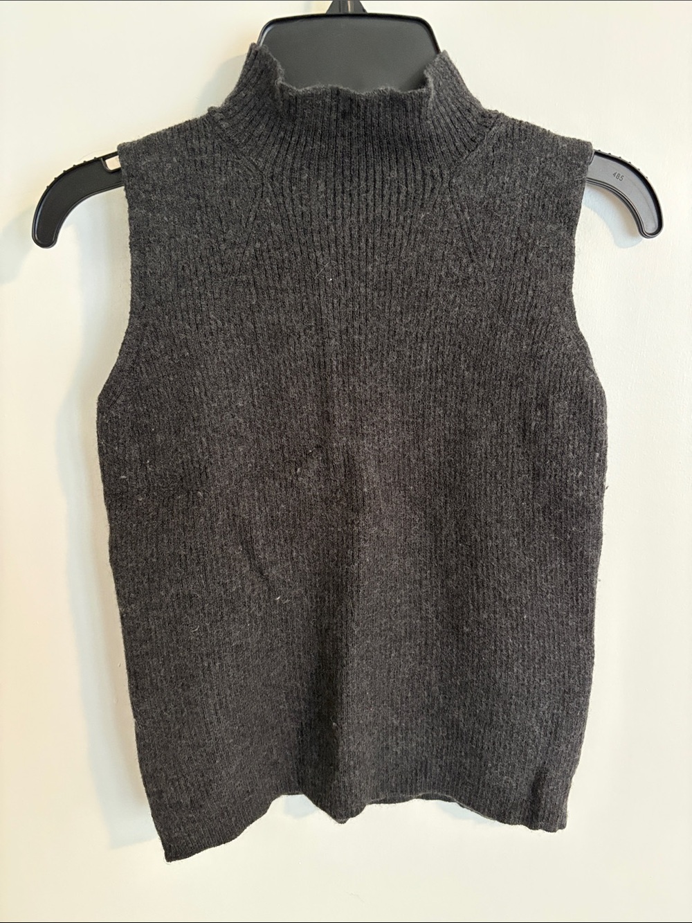 Women's 100% Extra Fine Merino Wool Charcoal Sleeveless Turtleneck Knit Sweater